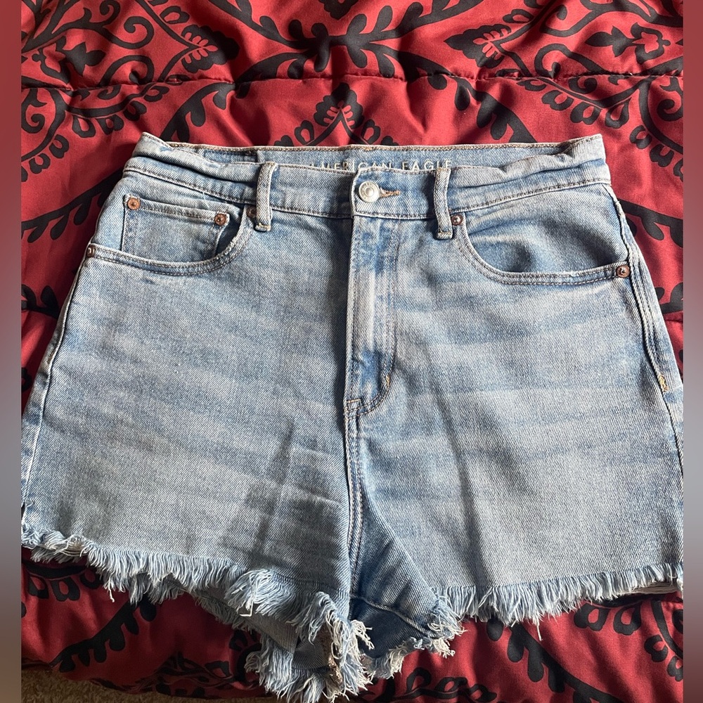 AE High Rise 90s Boyfriend Shorts